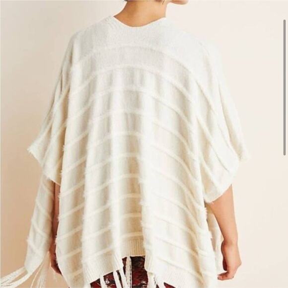 Anthropologie Akemi + Kin cream off white open front fringe poncho sweater O/S - Picture 16 of 16